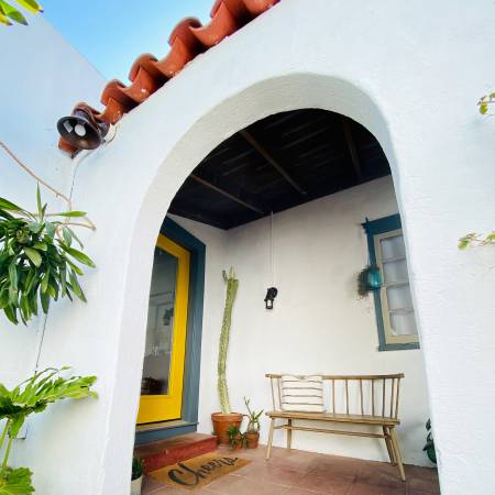 $1,200 / 3br - 140ft2 - Habitación amueblada espaciosa en encantadora casa (vallejo / benicia)63622931028993122