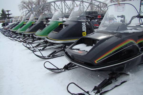 John Deere Snowmobiles - Wanted 1