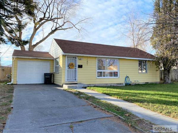 $1,680 / 2br - 1057ft2 - Come see this charming mid century home! Perfect home! (IDAHO FALLS)63952520340227120