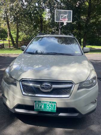 2014 Subaru XV Crosstrek Premium - $5,49963654709877891121