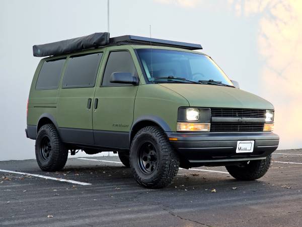 4×4  Camper Van 1