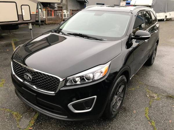 NO ACCIDENTS! 2016 Kia Sorento LX AWD V6 3rd row seat, BACKUP CAMERA!! - $7,989 (Will Trade! Lakewood)63623466216451122