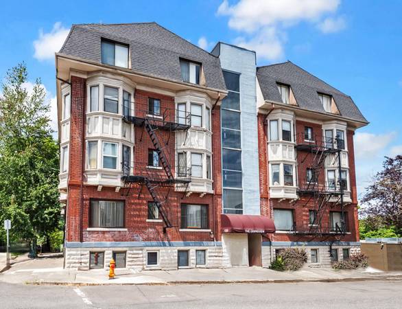 $1,099 / 1br - Bright & Comfortable + Bike Room + Studio or 1 Bedroom Available! (Goose Hollow on 14th)63615726562561122