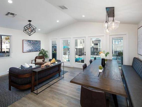 $2,099 / 550ft2 - Move-in Ready! Washer dryer, stainless steel appliances, HVAC (concord / pleasant hill / martinez)63873442252035123