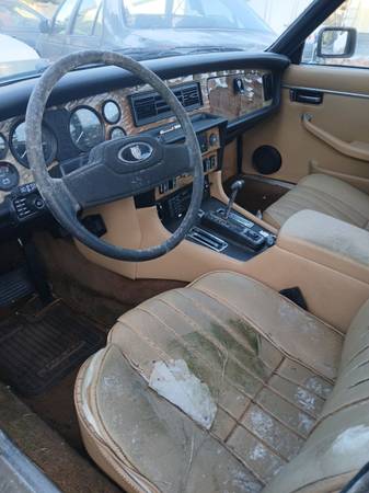 Jag XJ6 de 1985 - $1,000 (Fox Island)63617156839681124