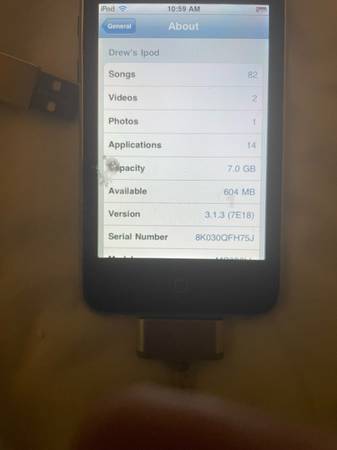 APPLE IPOD TOUCH GENERATION 2 8gig 1