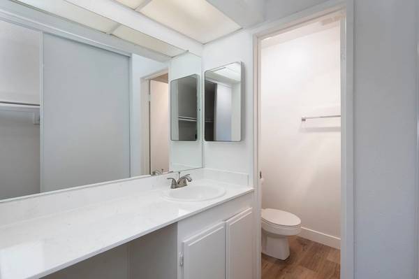 $3,295 / 2 habitaciones - 1057 pies² - Simplicidad y comodidad: ¡entra y relájate! (San Diego)63621323227905122