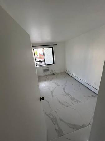$2,650 / 2br - Apartamento East Elmhurst (East Elmhurst)63862608476931124