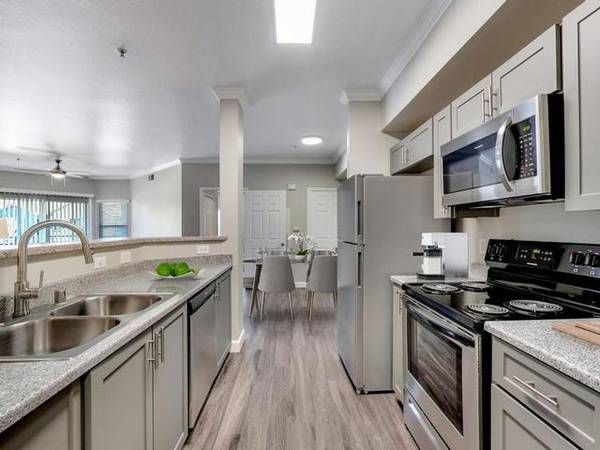 $2,005 / 2br - 932ft2 - Fireplace*, Garages Available, Expansive 1, 2 & 3 Bedroom Apartments (Rancho Cordova)63852483387779124