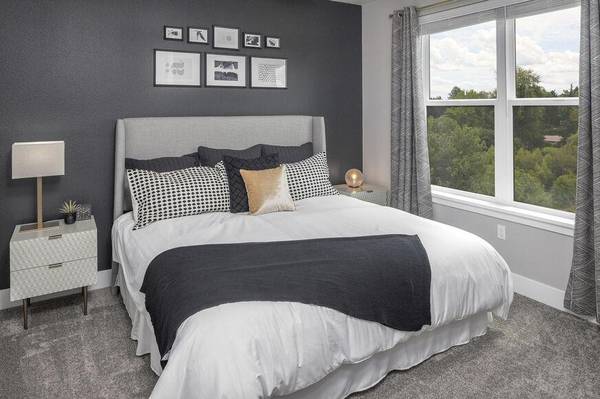 $2,135 / 2br - 1188ft2 - Year-Round Saltwater Pool & Spa, Rooftop Deck (Tigard Or)63999456638211121