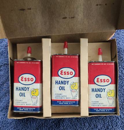 Esso handy oil 1