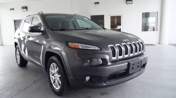 2015 Jeep Cherokee - ¡Financiamiento interno disponible! - $8450.0063620718076035120