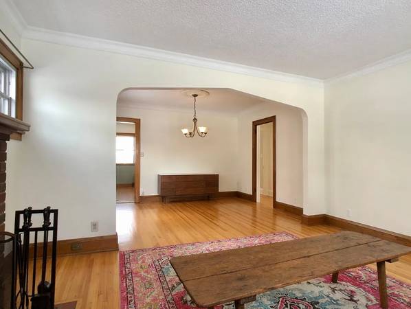 $800 / 2br - 926ft2 - Your own charming home with beautiful SAUNA! Walk to parks and the riv63797857660289123