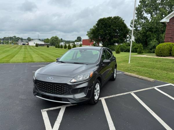 !!2020 Ford Escape S - One Owner!! - $16,495 (hillview)63621785641603121