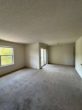 $1,270 / 1br - 759ft2 - One bed one bath apartment for rent! (600 Park Commons Ct. Valley Park, MO)63924426135427122
