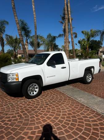 2013 Chevy Silverado 1500 Camioneta de trabajo V6 - $6,500 (Chandler)63616969578371121