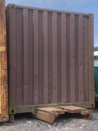 20’ Conex Shipping Container w/ Roll-off rails/rollers 1