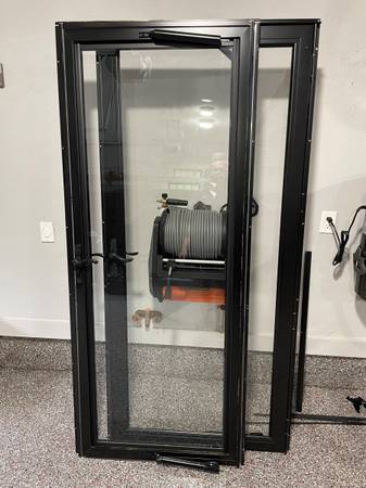 36 x 80 ANDERSEN 4000 series Full View storm door (black) 1