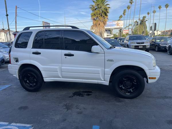 1999 Suzuki Grand Vitara / Chevy Tracker Clean, Low Miles, 4WD Reduced - $4,499 (Affordable Cars in Reseda - Winnetka)63624585983105123