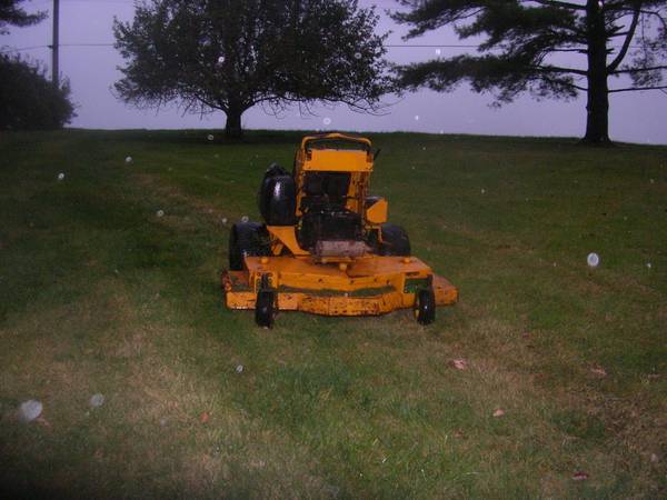 wright stander 60" stand on zero turn works great 1