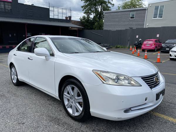 2007 LEXUS ES 350. 99K miles. Super Clean - $6,990 (Maspeth)63654707986433121