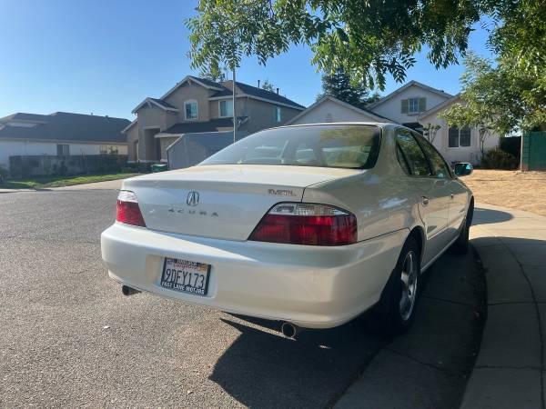 2003 Acura - $4,000 (Delhi)63435332109955124
