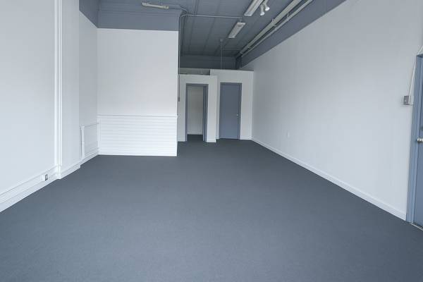 Commercial Space in West Brighton 1