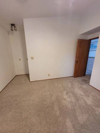 $600 / 1br - Private Room Available in the desirable Cal Young Area! (Eugene)63977278858114122