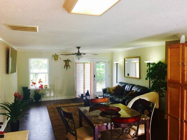 $885 / 2br - 1225ft2 - Luxurious Guest house / furnished/ Trav. Nurses & contractors welcomed (Waggaman)63903652333954120