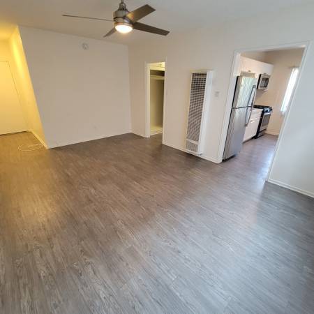 $1,190 / 2br - 1015 Laguna Ave, Burlingame, CA (burlingame)63869455383683120