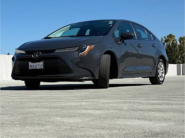 1 2024 Toyota Corolla LE 4dr Sedan 1