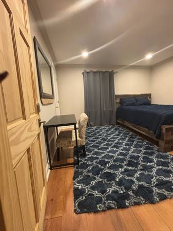 $1,000 / 4br - 130ft2 - Clean, Friendly, Responsible Roommate Wanted (Charlotte / Westerly Hills)63925205196547122