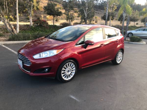2015 FORD FIESTA TITANIUM----------ONE OWNER WITH RECORDS ECONOMY- - $5,200 (MIRA MESA)63618392812291120