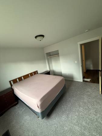 $875 / 1br - 140ft2 - Room for rent Blaine $875 (Blaine)63509634935939124