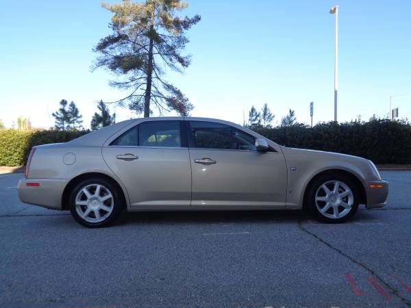 2006 Cadillac STS + 1 Owner + 68,000 Miles - $5,499 (Greenville)63471281366785123