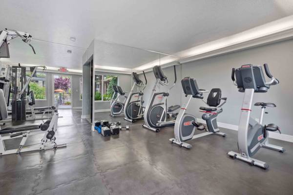 $3,494 / 2br - 1025ft2 - Fitness Center, in Santa Clara CA, 2/bd 2/ba (santa clara)63664186409985122