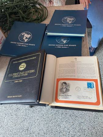 Vintage united nation flag stamps 1