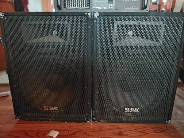 Seismic  speakers 1