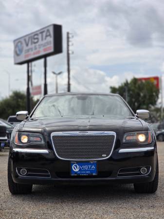 🚗 2013 Chrysler 300 – HEMI 5.7L • Gloss Black • 22” Rims – by Victo - $999 (WE FINANCE YOUR FUTURE, NOT YOUR CREDIT)63622337029635123