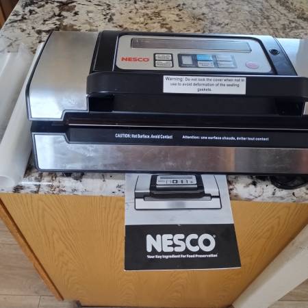 Nesco vacuum sealer 1