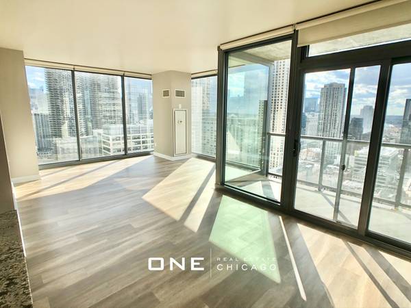 $4,625 / 2br - Ideal Location - River North - Large Modern 2 Bedroom 2 Bathroom (River North)64041642518401120