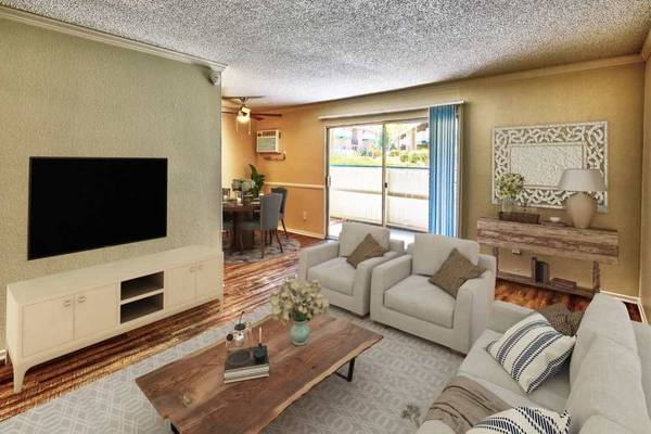 $2,427 / 1br - 726ft2 - 1B/1B, Laundry Facility On-Site, Outdoor Hot Tub (2100 S. Lark Ellen Ave, West Covina, CA)63700899471745124