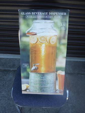 2.5  GALLON GLASS DRINK DISPENSER - $30 (RIDGELAND)63469779359361120