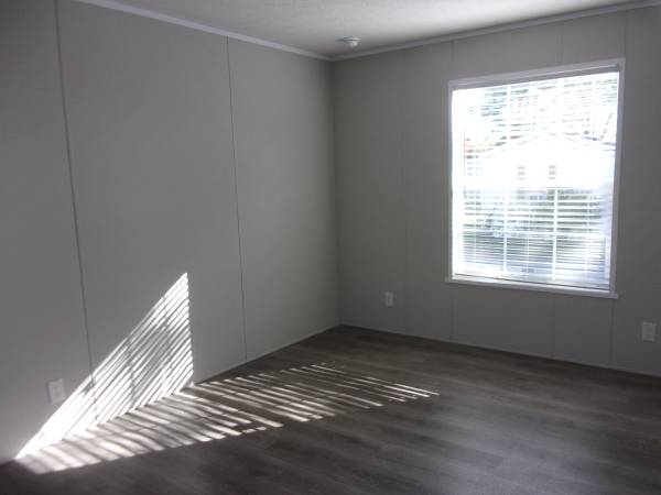 $75,400 / 3br - 1120ft2 - GUN RIVER EAST #166 - 2024 CHAMPION / REDMAN ADVANTAGE II - 3 DORMITORIOS (Plainwell)64151604918786124