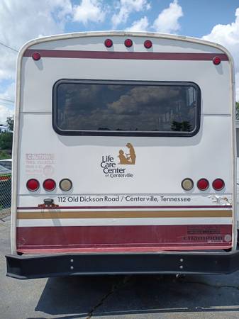 2000 Ford E450 Superduty Church bus food truck party bus REDUCED - $6,900 (Middle Tn)63470753800193124