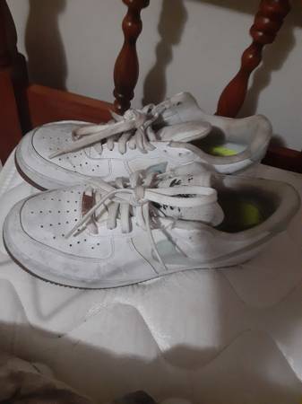 They are nike airforce 1s indigo 1