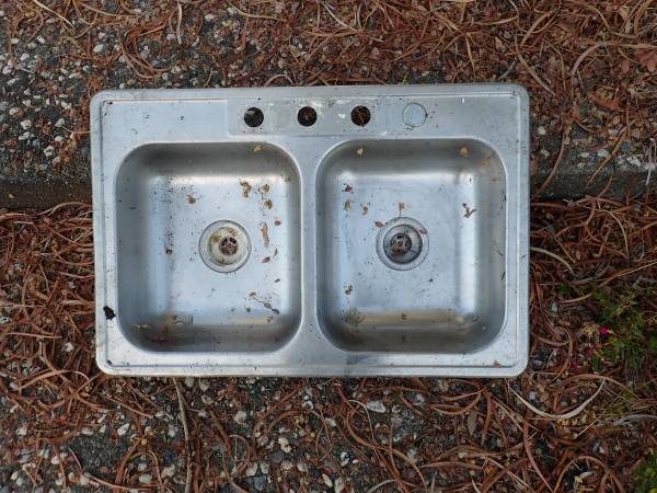 Stainless Steel Kitchen Sink 1