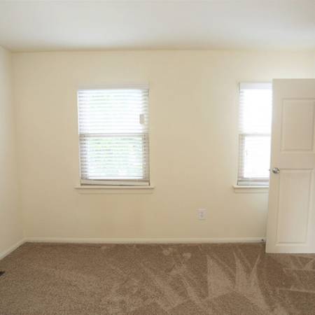$1,974 / 2br - 886ft2 - Resident Events, 2bd 1.5ba, Situated in Ashland! (204 Kings Arms Street, Ashland, VA)64027113443073121