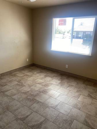 $975 / 2br - 900ft2 - Town House with Refrigerated Air (Las Cruces)64047886677891124