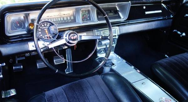 1966 Chevrolet Impala SS - $25,00063613934966529122